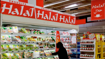 شهادة الحلال في مصر.. من يصدرها وكيف تضمن التوافق مع الشريعة؟